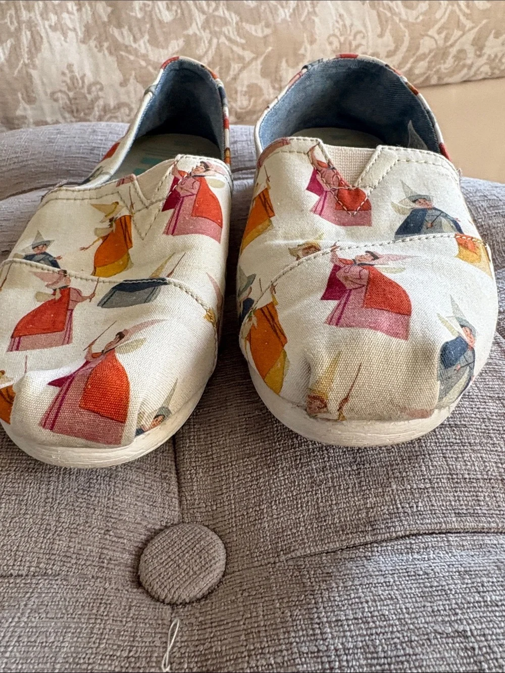 DISNEY SLEEPING BEAUTY TOMS
